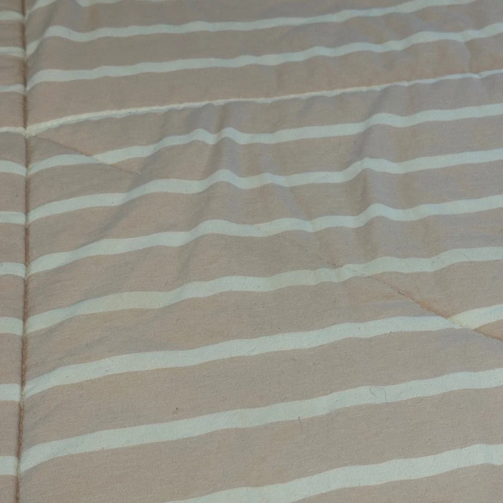 UGG Corey Reversible Full/Queen Comforter Pink/Cream‎ Stripe Sherpa Back